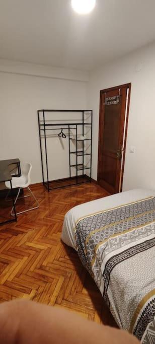 Apartamento Estacion Tren Y Bus Apartment Santiago de Compostela Exterior photo